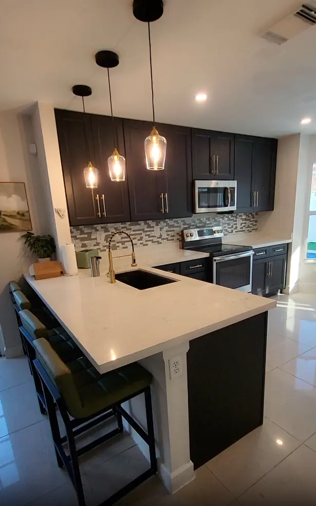 Custom kitchen cabinets Pembroke Pines